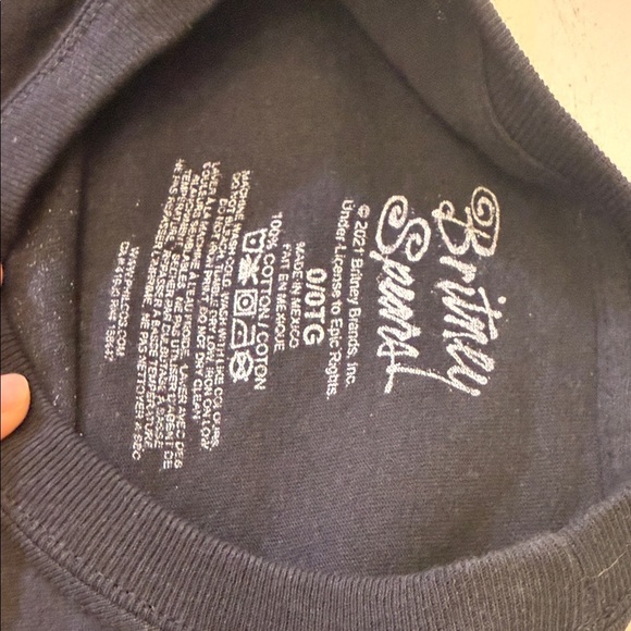 🆑Forever 21 Black Long Sleeve Britney Spears Graphic Tee Size OX - Picture 6 of 7